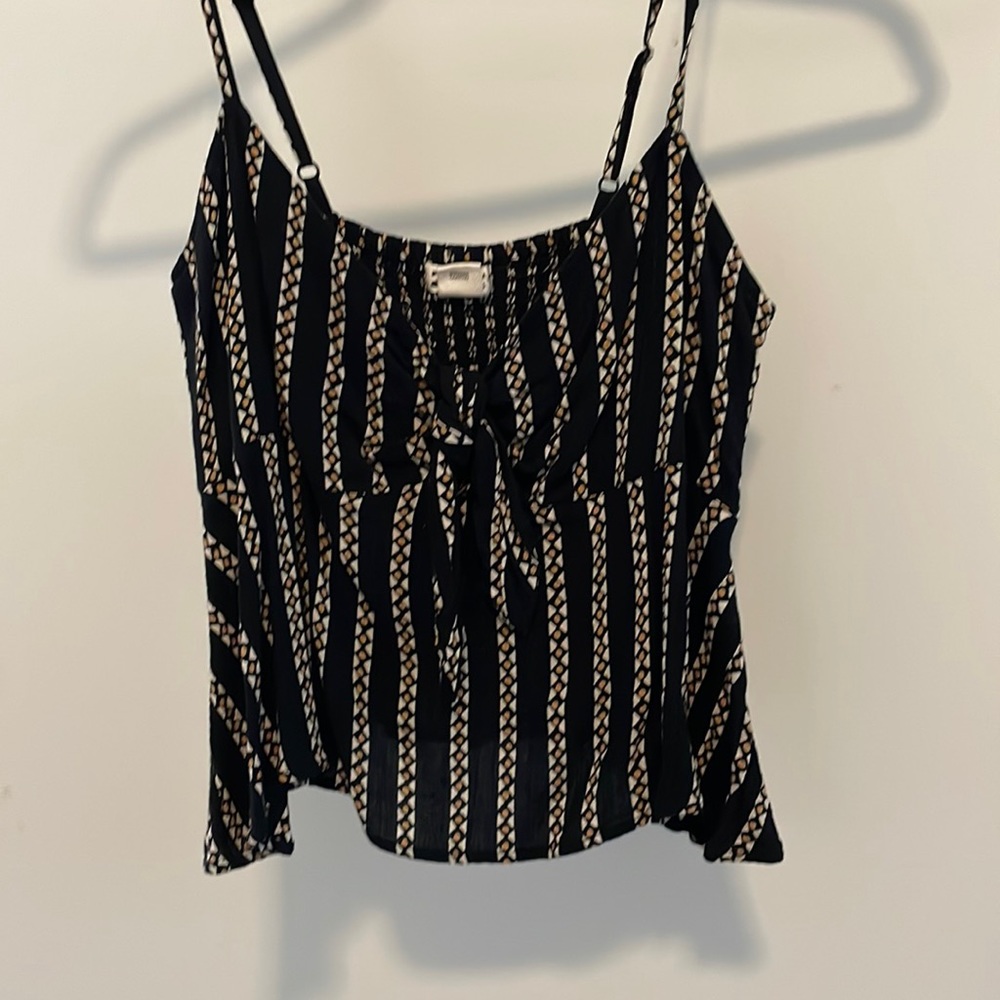 [Billabong] Tie front crop top